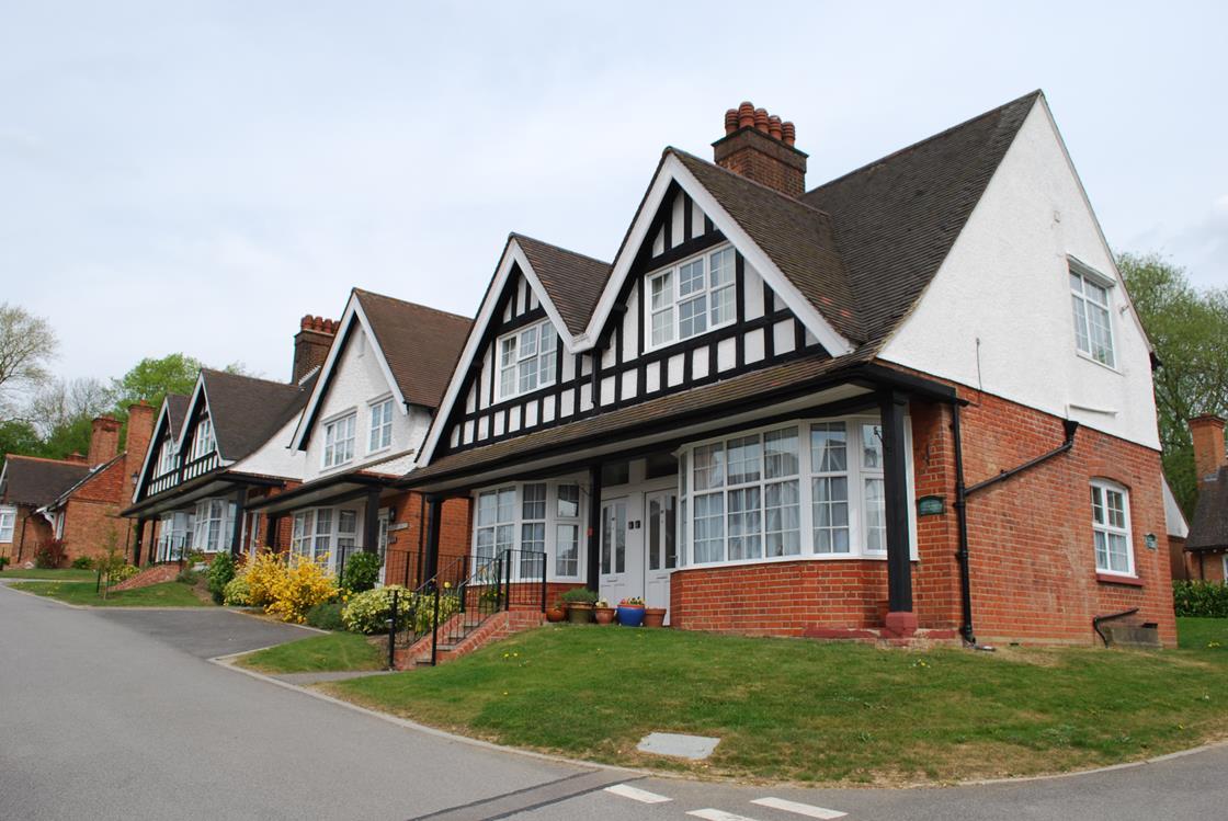 Marshall Estate, London Information Retail Trust