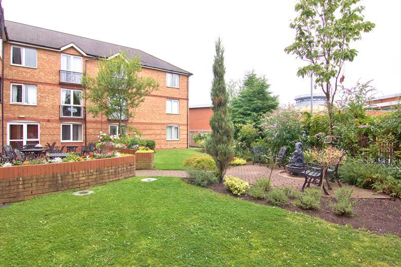 Moores House, Liverpool Information Retail Trust